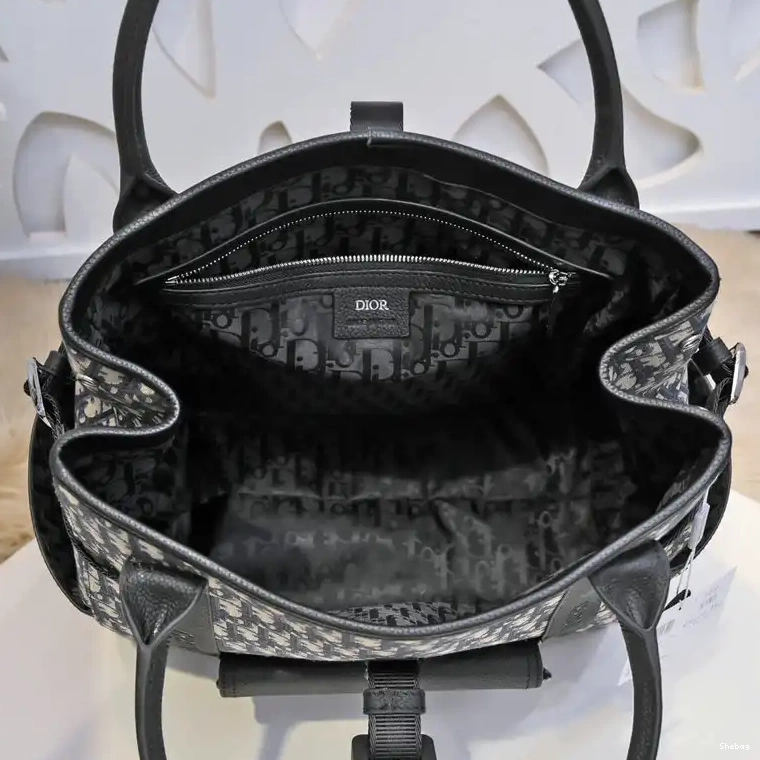2112YZ0144 Bag Dio 0625